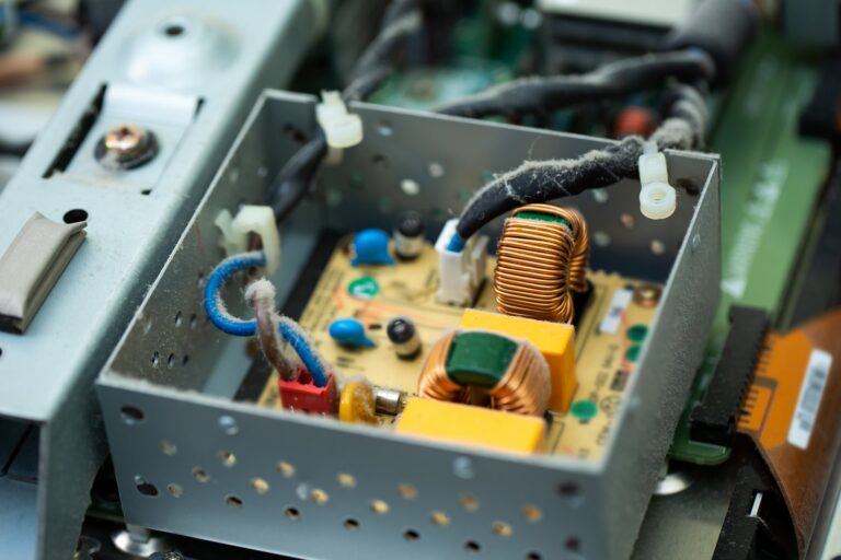 Problem z działaniem systemu stabilizacji napięcia – diagnostyka i naprawa